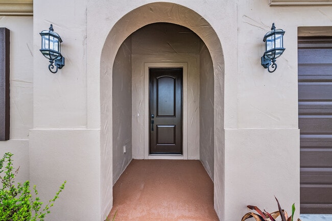 Building Photo - 11817 Moonsail Dr