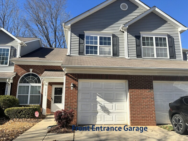 Building Photo - 11619 Stockdale Ct