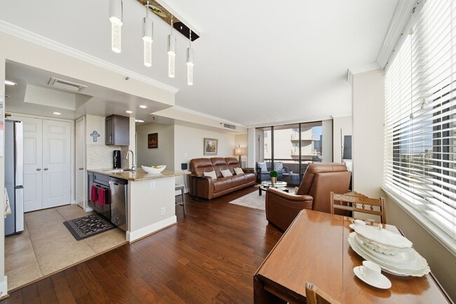 Building Photo - 3525 Sage Rd