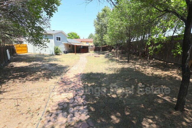 Building Photo - 3415 Kirkwood Dr