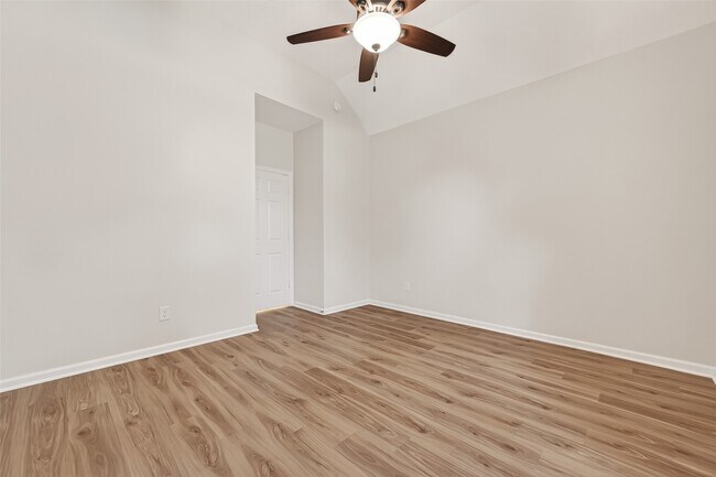 Building Photo - 9014 Pheasant Trace Ct