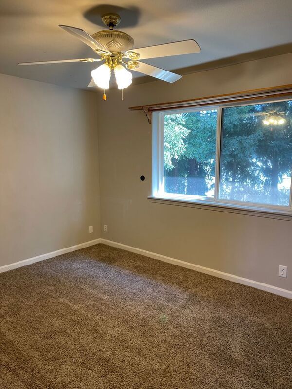 Building Photo - 625 S 41st Pl