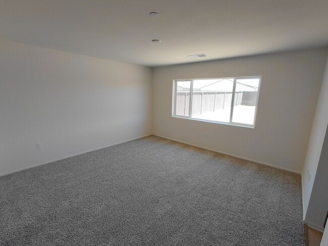 Building Photo - 475 Palomino Ct