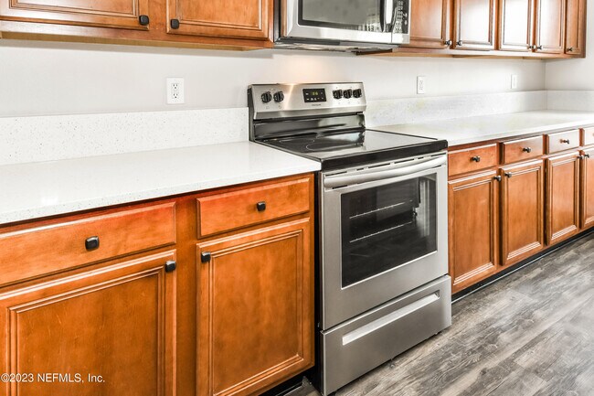 Building Photo - 86730 Cartesian Pointe Dr
