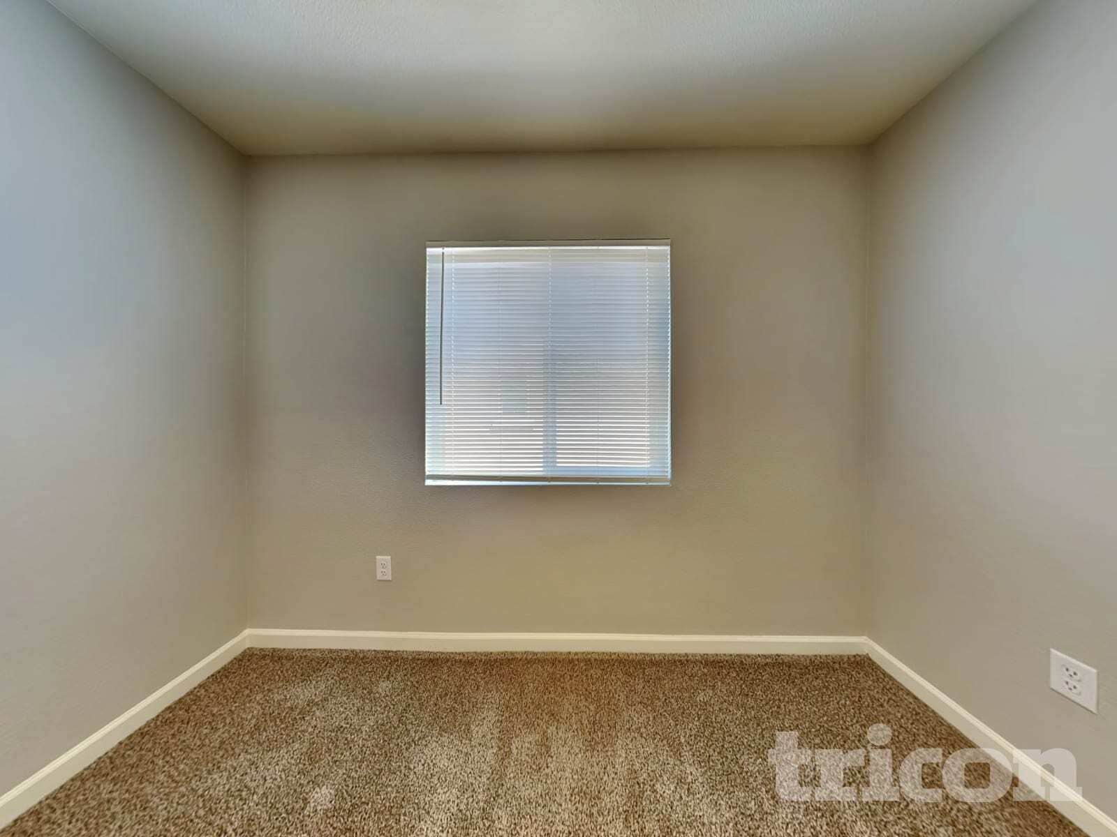 Building Photo - 8956 Wolf River Dr