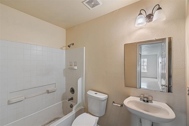 Building Photo - 1620 Red Cloud Dr