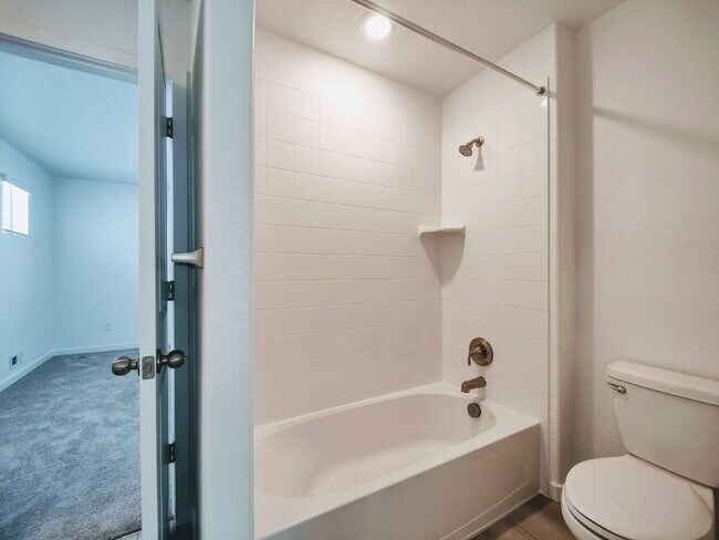 Building Photo - 8431 Rush Creek Ave