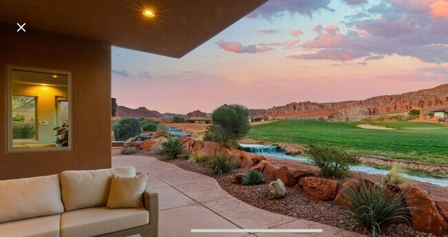 Building Photo - 2410 W Entrada Trl