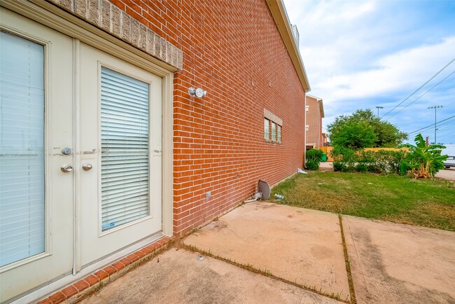 Building Photo - 9830 Cynthia Ann Ct