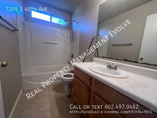 Building Photo - 7205 S 40th Ave