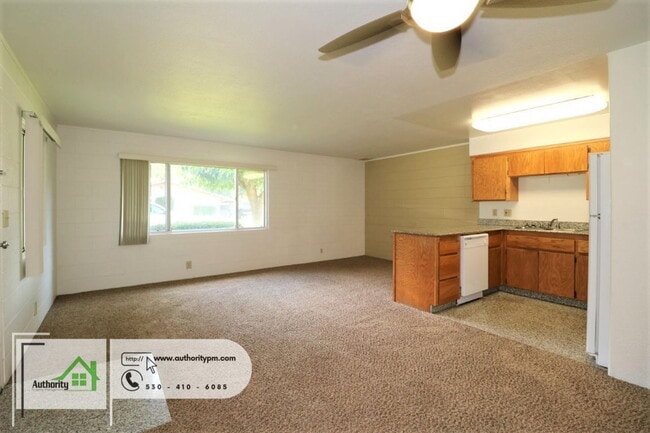 Building Photo - 6171 Verde Vale Ct