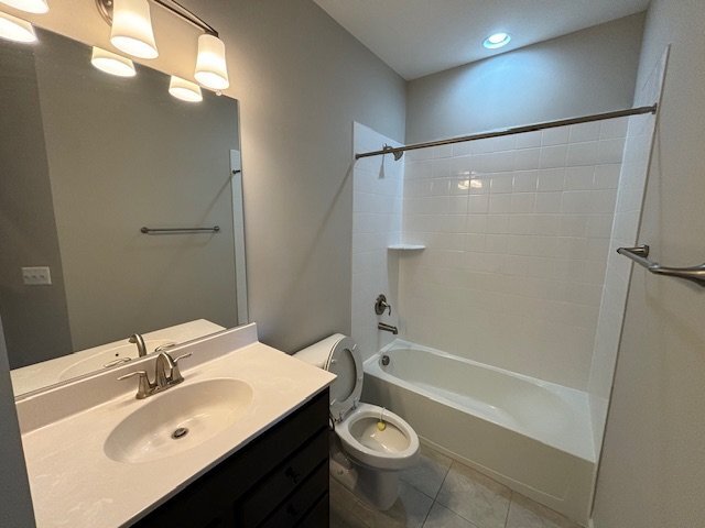 Building Photo - Available now in Preston Lake