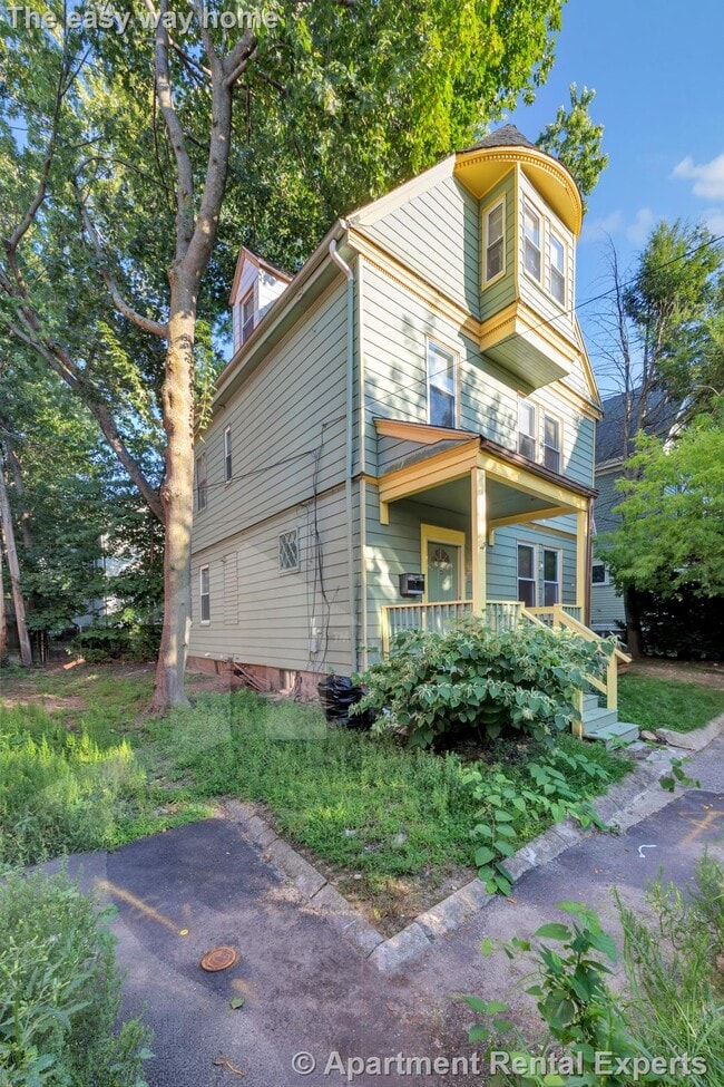 Building Photo - 5 Murdock Terrace