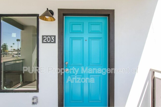 Building Photo - 6077 N 60th Ave