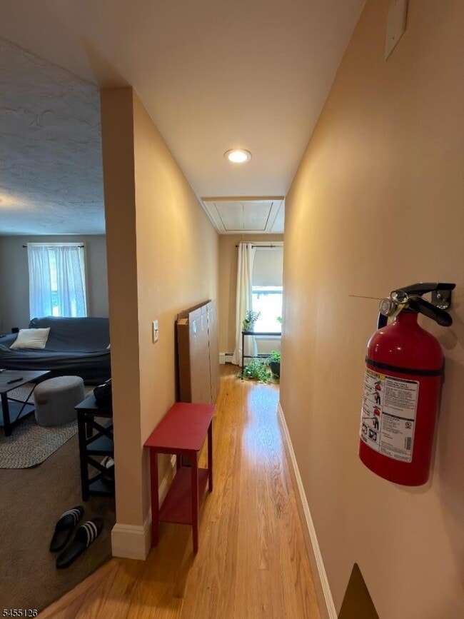 Building Photo - 224 Pompton Ave