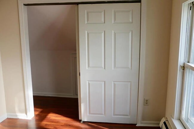 Building Photo - 200 Pearl St