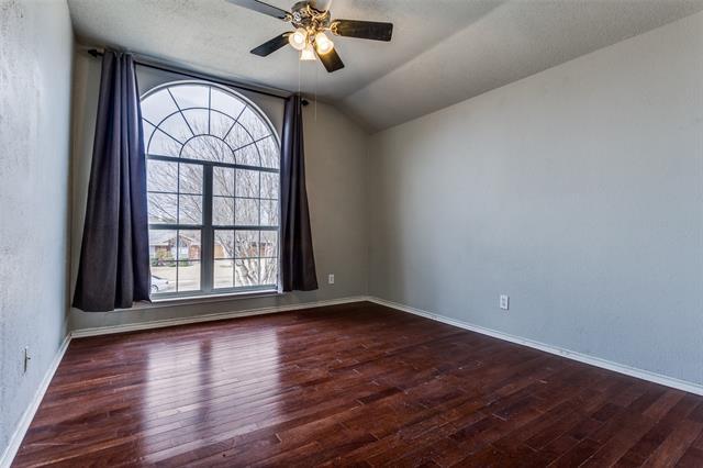 Building Photo - 1302 Lombardy Way