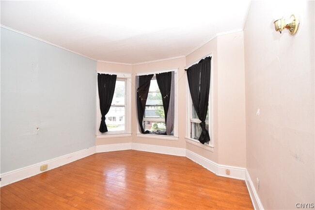 Building Photo - 1146 Academy St