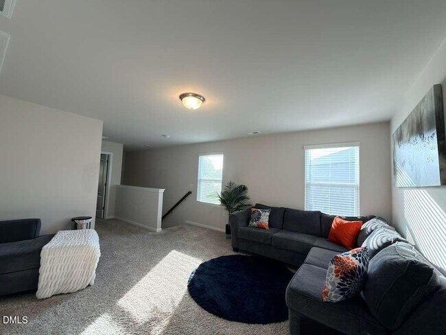 Building Photo - 217 Wilbur Lake Dr