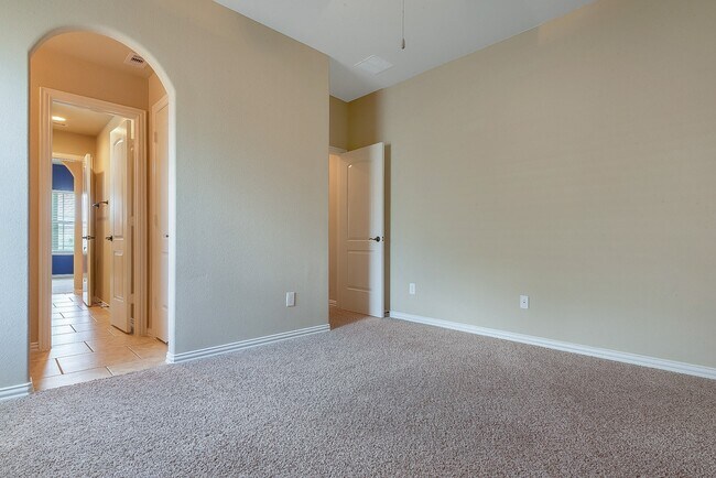 Building Photo - 28022 Bandera Glen Ln
