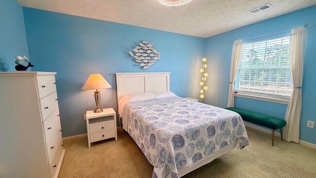 Building Photo - 638 Waterway Village Blvd