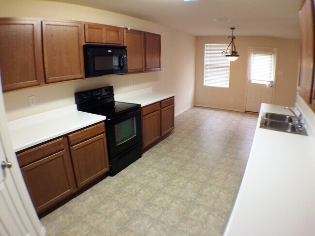Building Photo - Fully Updated Mesquite Home with New HVAC, New Carpet & Nearby Park!