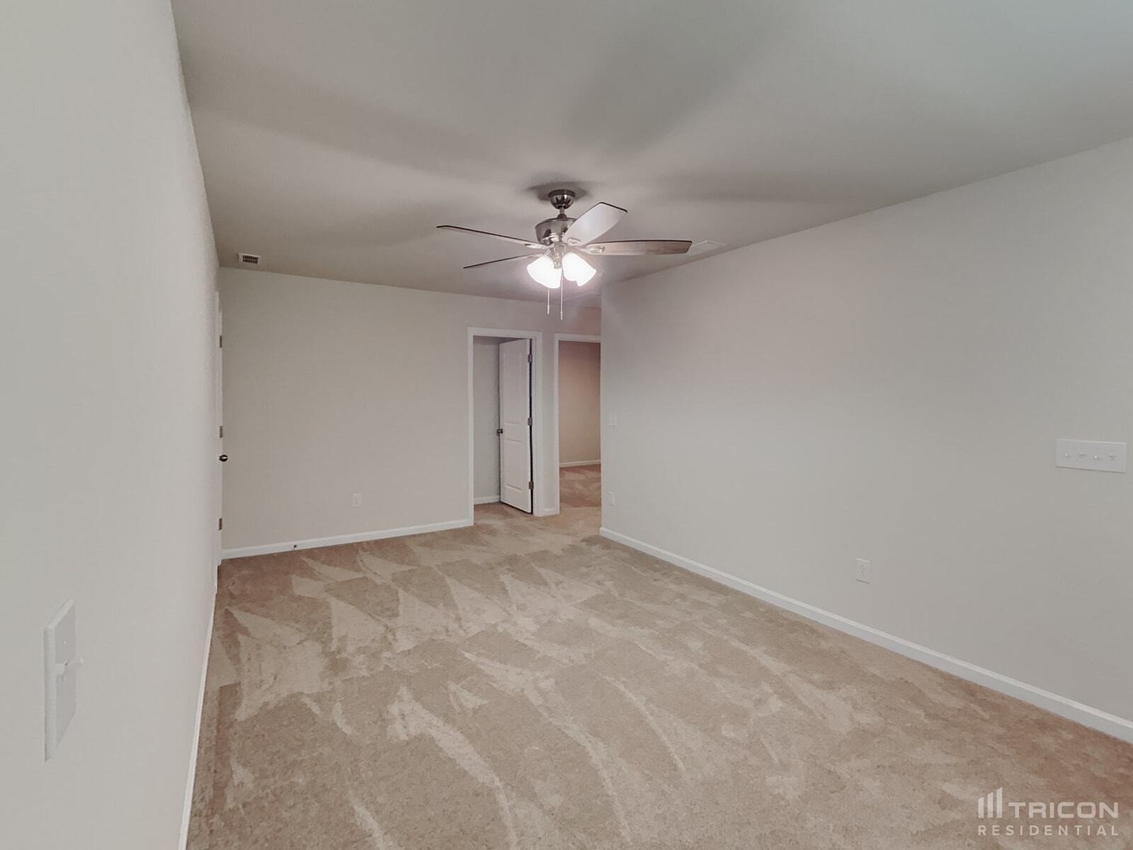 Building Photo - 1361 Woodhouse Dr