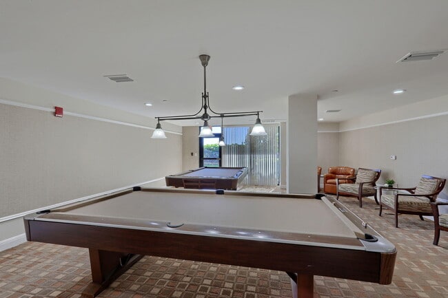 Building Photo - 3000 N Ocean Dr