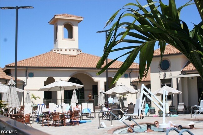 Building Photo - 2300 Valparaiso Blvd