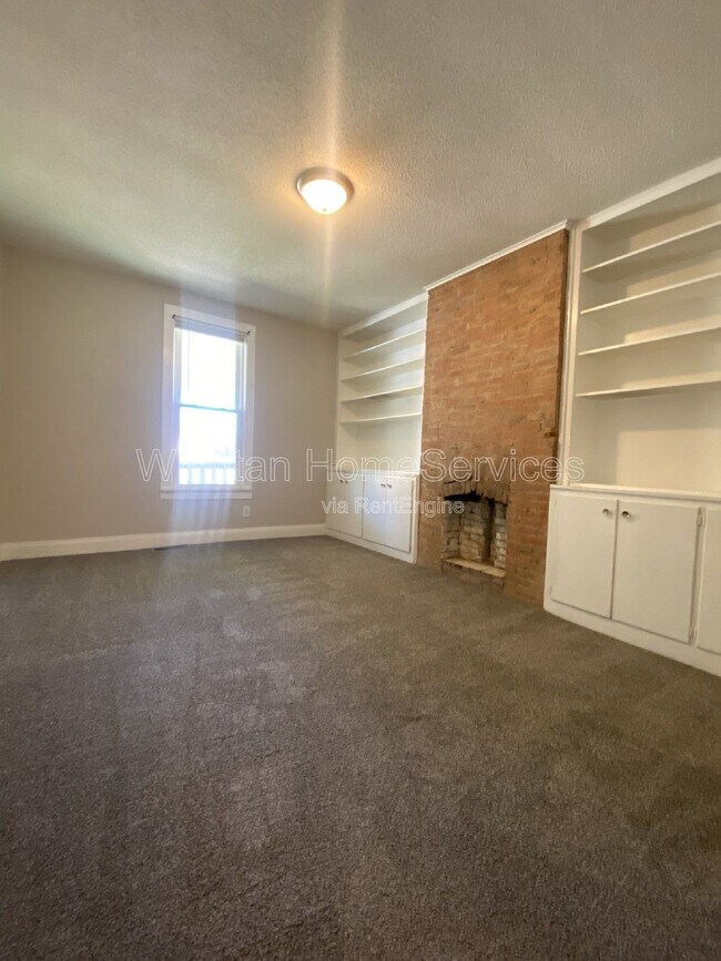 Building Photo - 617 W Calhoun St