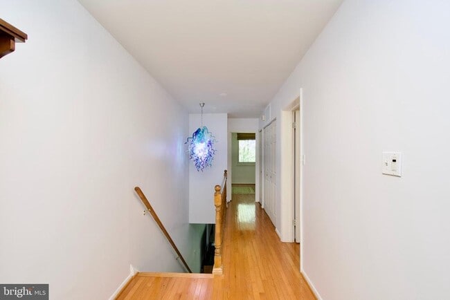 Building Photo - 2204 S Quincy St