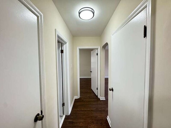 Building Photo - 316 Holy Cross Rd