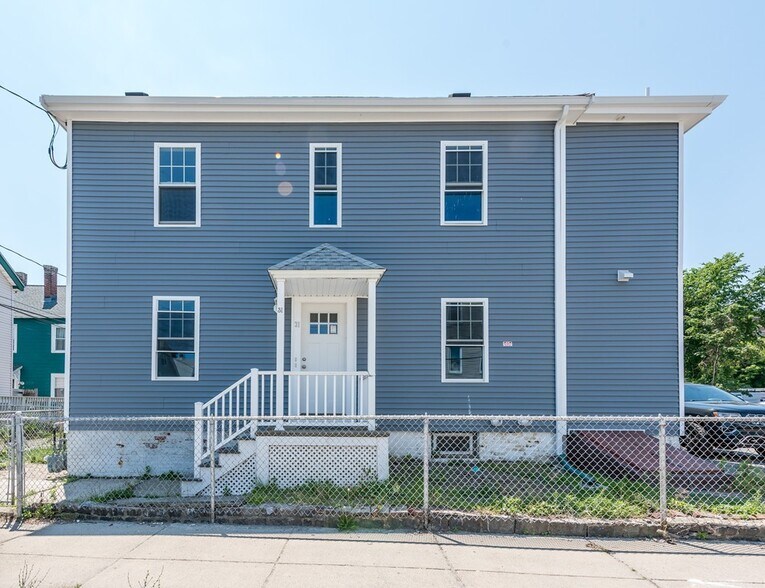 Primary Photo - 31 Duncan St