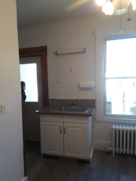 Building Photo - 28 Muzzey St
