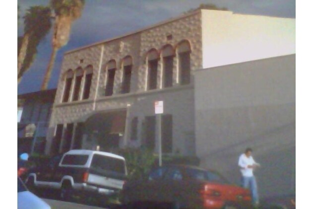Building Photo - El Vine Apartments
