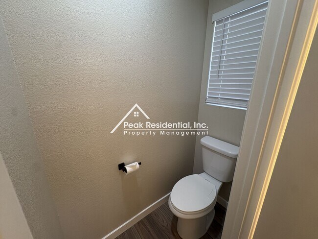 Building Photo - 10846 Basie Way