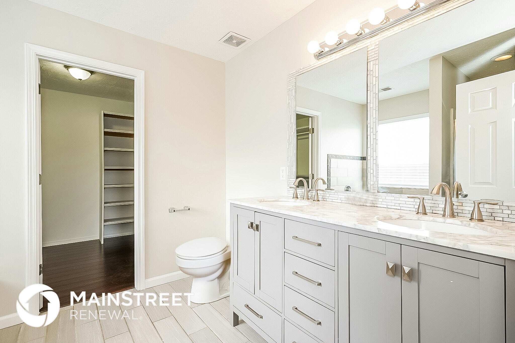 Building Photo - 2815 Creekbend Dr