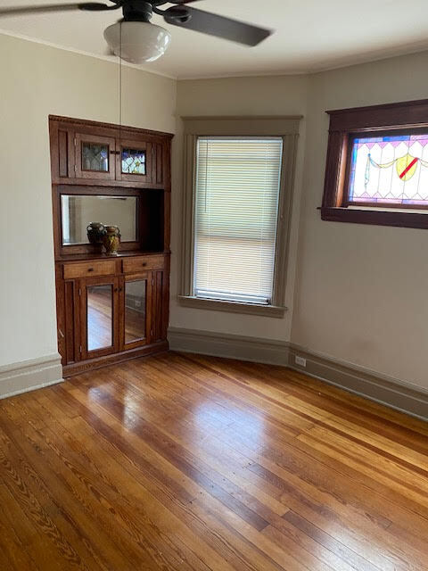 Building Photo - 421 Baker St