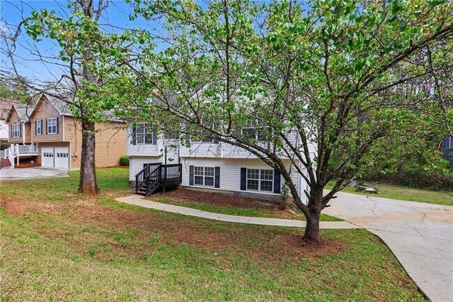 Building Photo - 7797 Mountain Creek Way