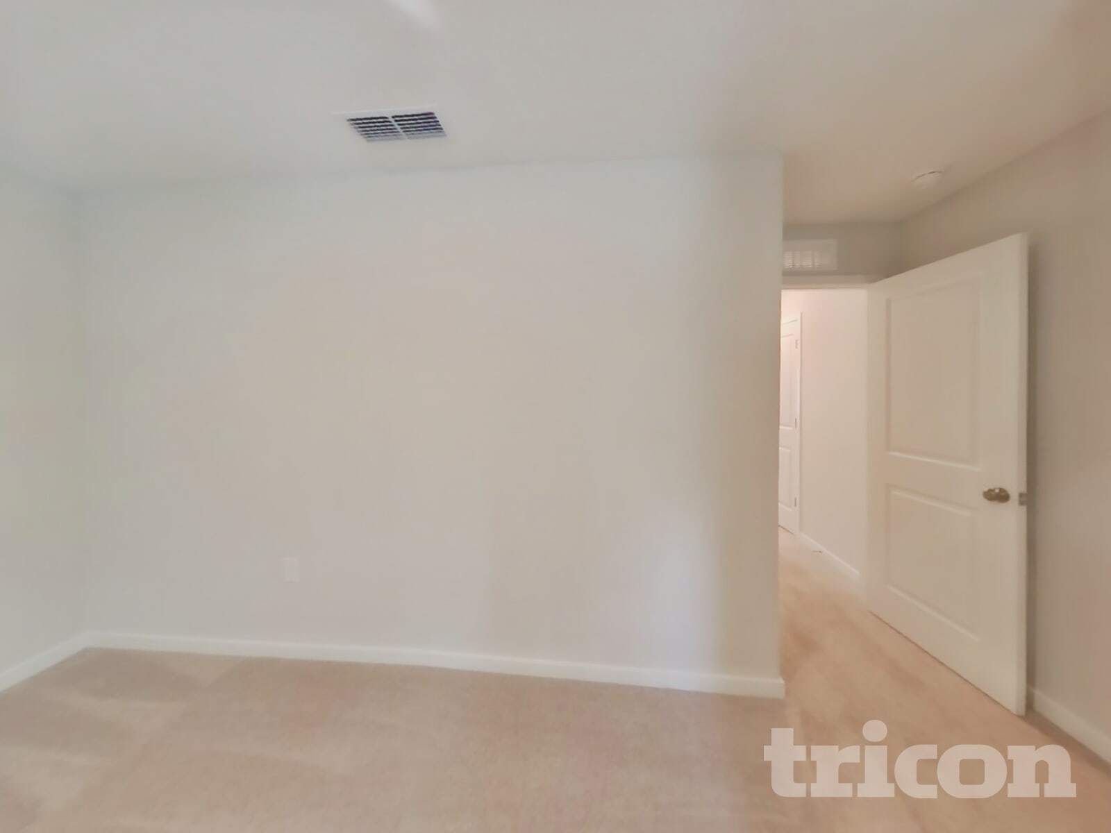 Building Photo - 14897 Praline Ct