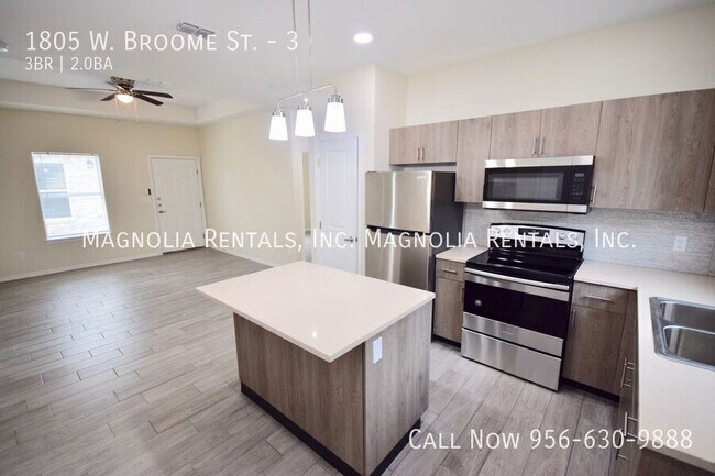 Building Photo - 1805 W Broome St