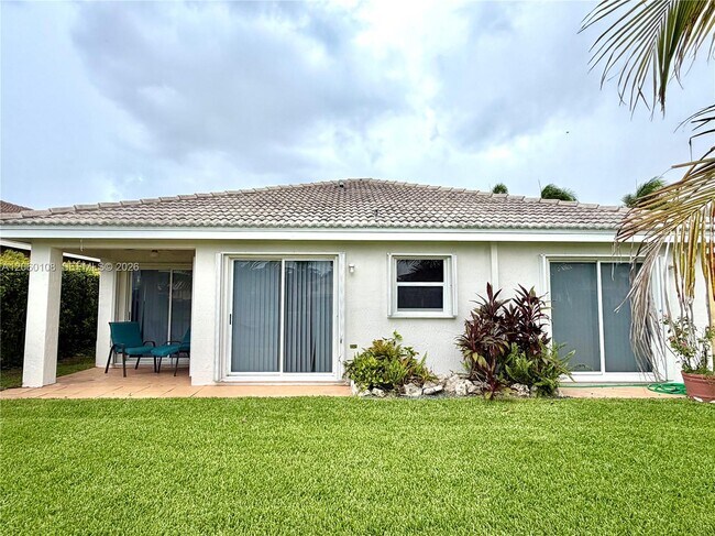 Building Photo - 7557 SW 164th Ct