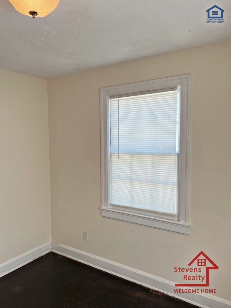 Building Photo - 316 Harrington Ave