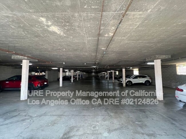 Building Photo - 28006 S Western Ave