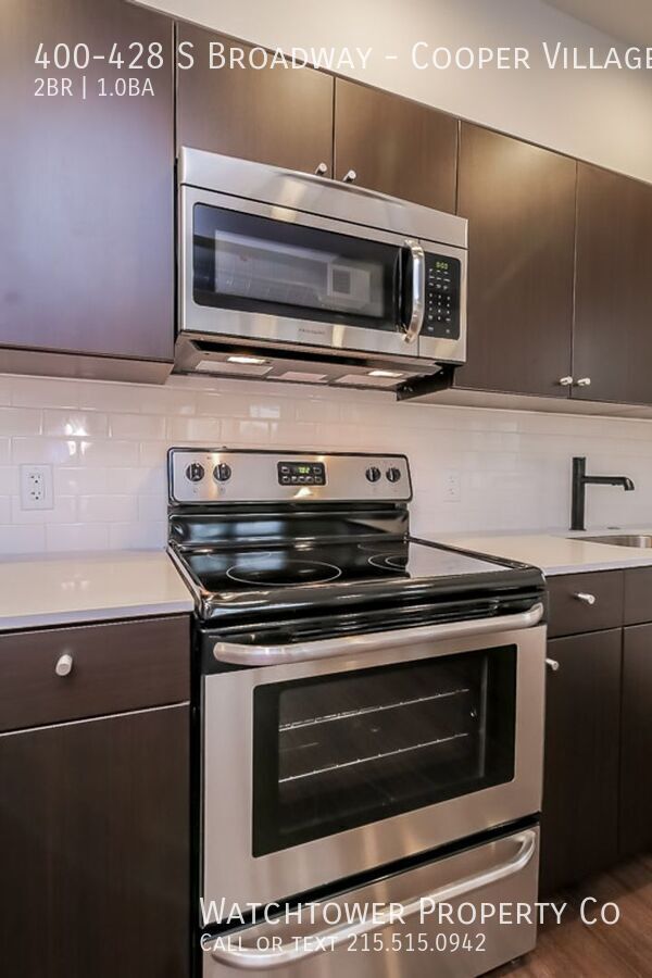 Building Photo - 400-428 S Broadway-Cooper Village