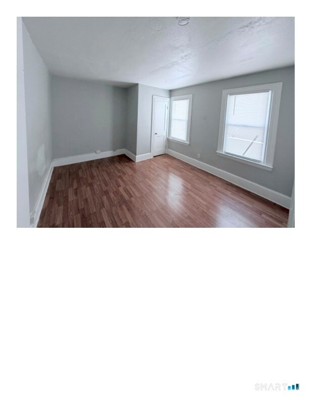 Building Photo - 963 Sherman Ave