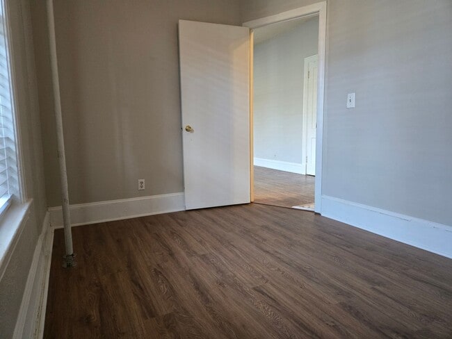 Building Photo - 1 Bed 1 Bath Apartment Cap Hill