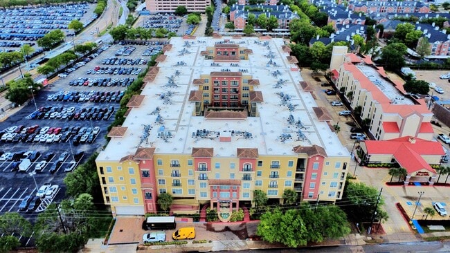 Building Photo - 1711 Old Spanish Trl