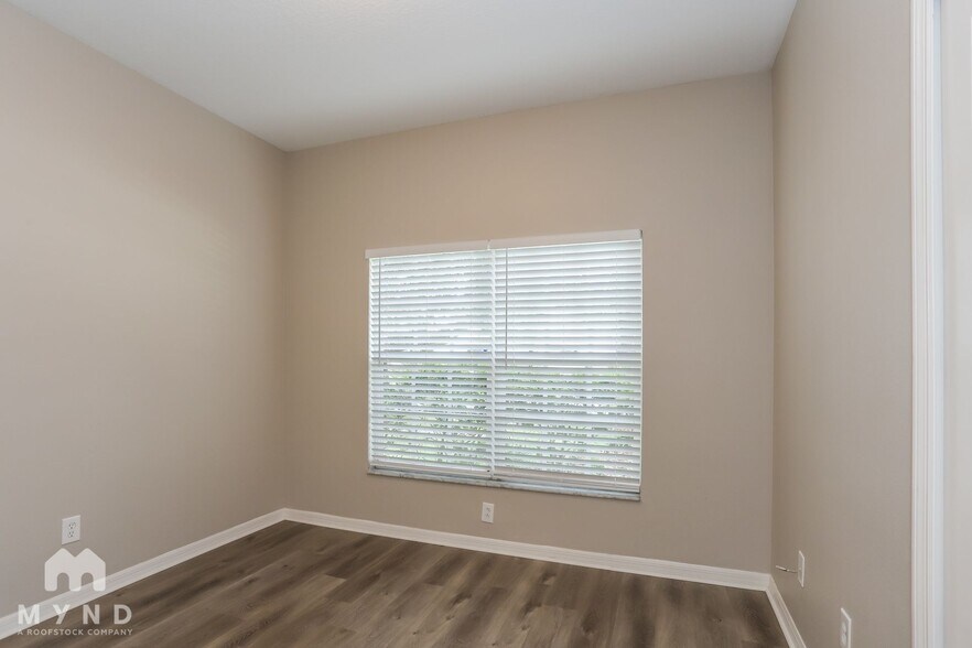 Building Photo - 713 Parsons Pointe St