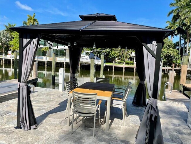 Building Photo - 40 Isle of Venice Dr